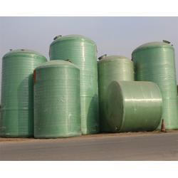 合肥鑫城玻璃鋼儲罐制造廠 專業(yè)定制、可靠耐用的玻璃鋼儲罐